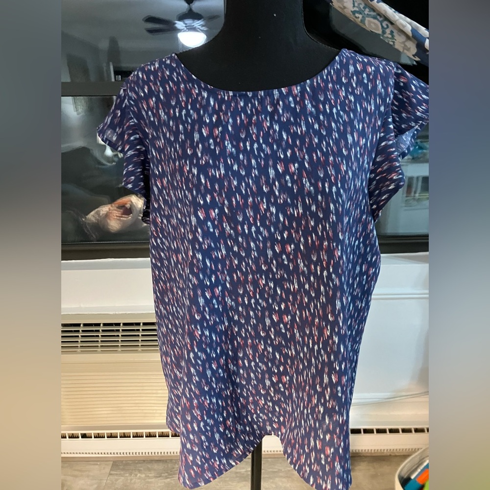 Papermoon short sleeve top blue with cute pattern and back detail . Size XL.
